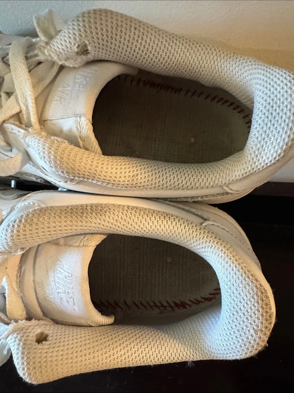 Nike AF1 5.5Y white leather Air Force 1 youth size 5.5 (missing insoles)